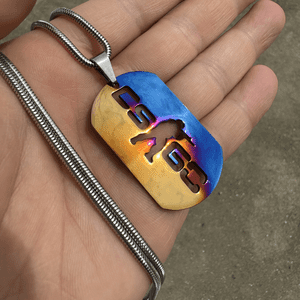Csgo high-hardness quenched blue-baked keychain