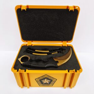 Legend (A set including knives and boxes)