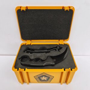 Black (A set including knives and a box)