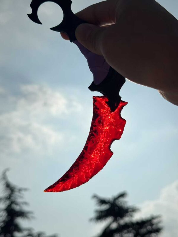 【 Plastic knife handle 】 Cat's eye stone material Kalambit