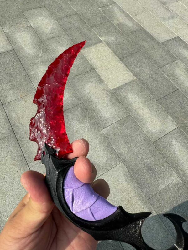 【 Plastic knife handle 】 Cat's eye stone material Kalambit