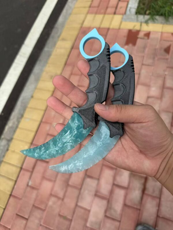 【 Plastic knife handle 】 Handcrafted kalambitt made of cat's eye stone