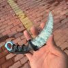 【 Plastic knife handle 】 Handcrafted kalambitt made of cat's eye stone