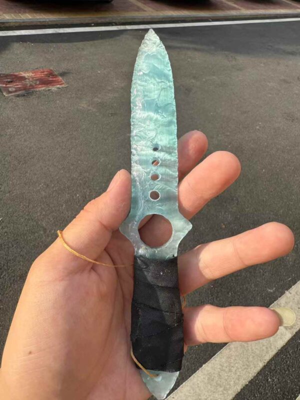 【 Cat's Eye Stone material 】 Sky blue skull knife